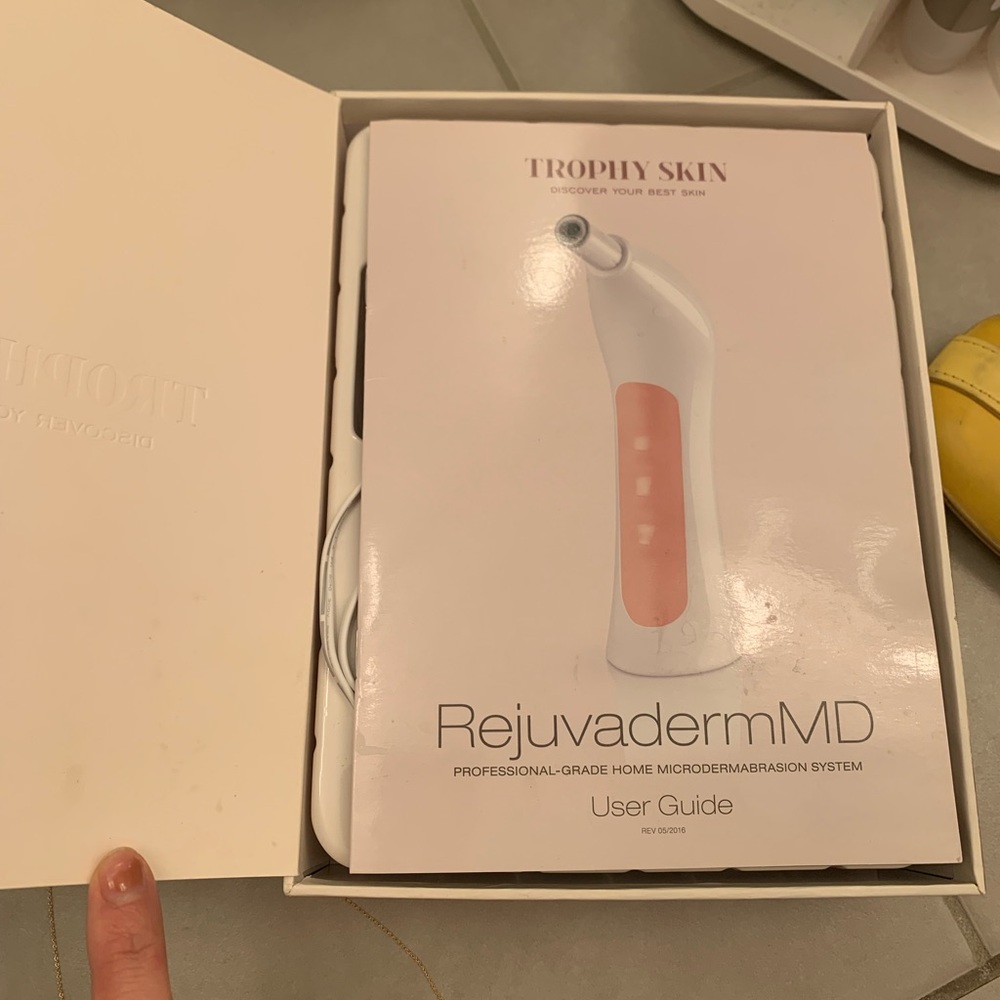 Trophy Skin RejuvadermMD